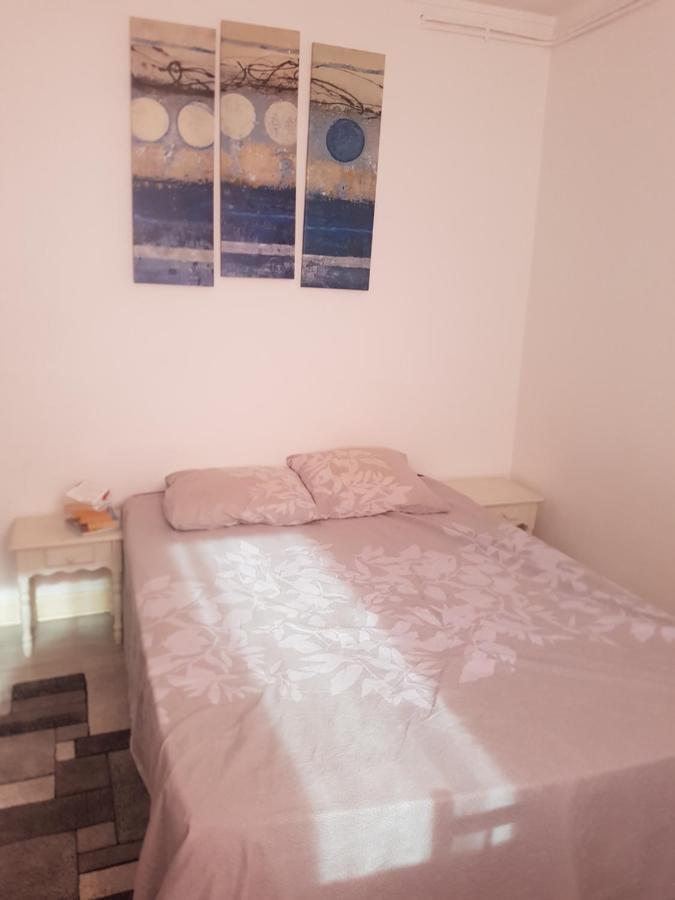 Logement Entier - Appartement T4 Hypercentre Dans Une Rue Calme - Stationnement Gratuit Tarbes Eksteriør bilde