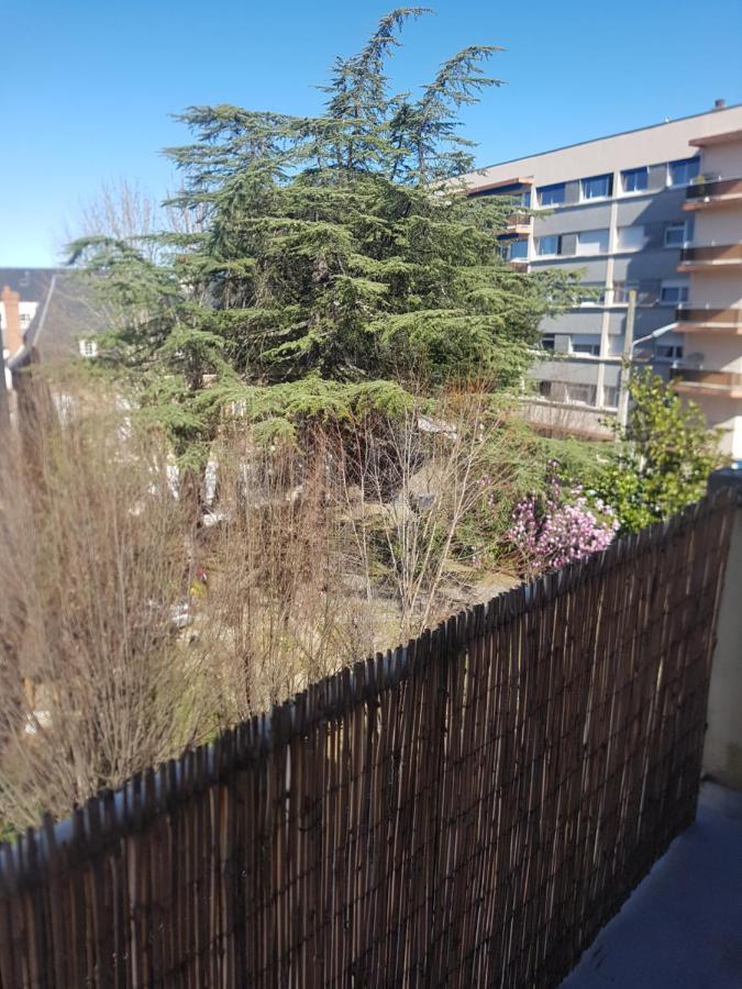 Logement Entier - Appartement T4 Hypercentre Dans Une Rue Calme - Stationnement Gratuit Tarbes Eksteriør bilde